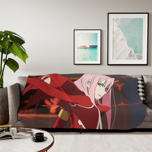 Load image into Gallery viewer, Darling in the FranXX Sherpa Blanket
