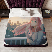 Load image into Gallery viewer, Darling in the FranXX Sherpa Blanket
