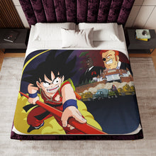 Load image into Gallery viewer, Goku vs. Red Ribbon Army Sherpa Blanket
