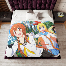 Load image into Gallery viewer, Anime Nisekoi Sherpa Blanket

