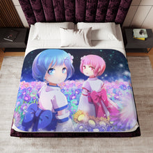 Load image into Gallery viewer, Ram&amp;Rem夜 Sherpa Blanket
