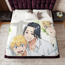 Load image into Gallery viewer, Tokyo Revengers Chifuyu Matsuno Sherpa Blanket
