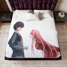 Load image into Gallery viewer, Anime Darling in the FranXX Sherpa Blanket
