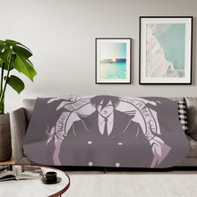 Load image into Gallery viewer, Nobuchika Ginoza Minimalist Sherpa Blanket
