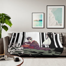 Load image into Gallery viewer, Durarara!! Izaya Orihara Sherpa Blanket
