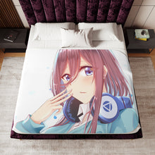 Load image into Gallery viewer, Anime The Quintessential Quintuplets Sherpa Blanket
