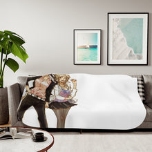 Load image into Gallery viewer, Psycho-Pass Shion Karanomori, Yayoi Kunizuka Sherpa Blanket
