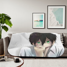 Load image into Gallery viewer, Hōtarō Oreki Face Sherpa Blanket
