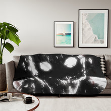 Load image into Gallery viewer, Anime Hunter x Hunter Sherpa Blanket
