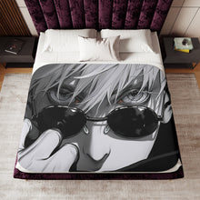 Load image into Gallery viewer, Epic Gojo Satoru Manga Sherpa Blanket
