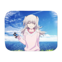 Load image into Gallery viewer, Nao Tomori smiling Sherpa Blanket

