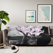 Load image into Gallery viewer, Saber 「Black/White」 Sherpa Blanket
