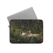 Load image into Gallery viewer, Howl&#39;s Moving Castle Laptop Sleeve
