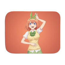 Load image into Gallery viewer, Yotsuba Nakano from 5-Toubun no Hanayome Sherpa Blanket
