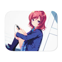 Load image into Gallery viewer, Nishikino Maki Sherpa Blanket

