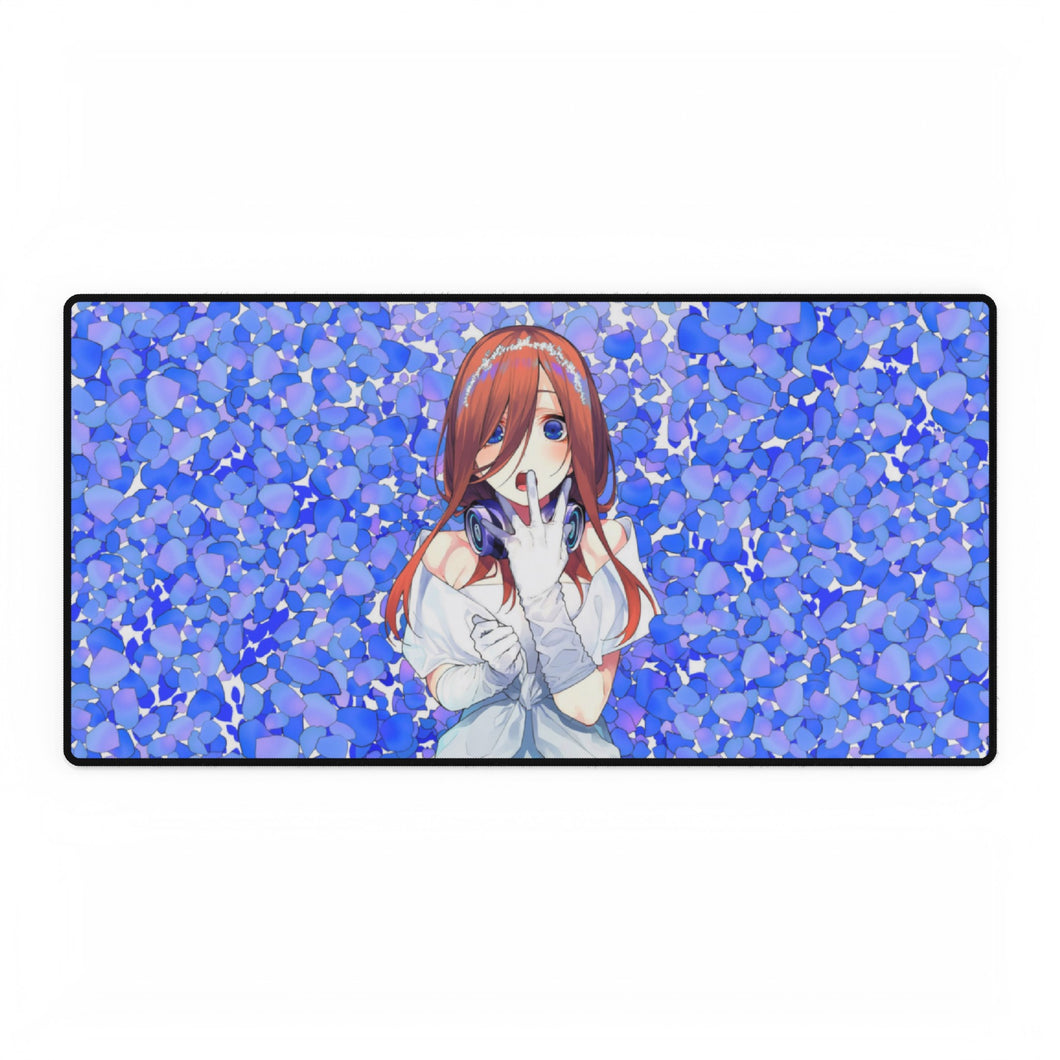 Miku Nakano Mouse Pad (Desk Mat)