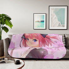 Load image into Gallery viewer, The Quintessential Quintuplets Nino Nakano Sherpa Blanket
