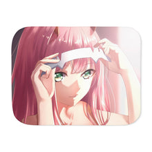 Load image into Gallery viewer, Anime Darling in the FranXX Sherpa Blanket
