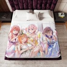 Load image into Gallery viewer, The Quintessential Quintuplets Miku Nakano, Itsuki Nakano, Nino Nakano, Yotsuba Nakano, Ichika Nakano Sherpa Blanket
