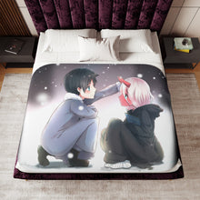 Load image into Gallery viewer, Darling in the FranXX Sherpa Blanket
