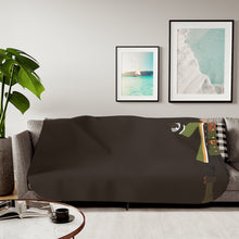 Load image into Gallery viewer, Caster of Red (Fate Apocrypha) Minimalist Sherpa Blanket
