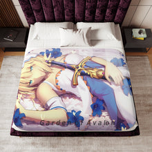 Load image into Gallery viewer, Fate/Stay Night Sherpa Blanket
