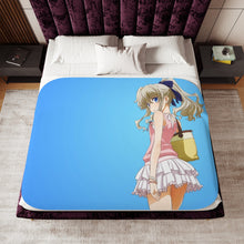 Load image into Gallery viewer, Nao Tomori looking back Sherpa Blanket
