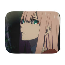 Load image into Gallery viewer, Darling in the FranXX Sherpa Blanket
