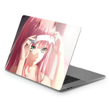 Load image into Gallery viewer, Anime Darling in the FranXX Macbook Skin

