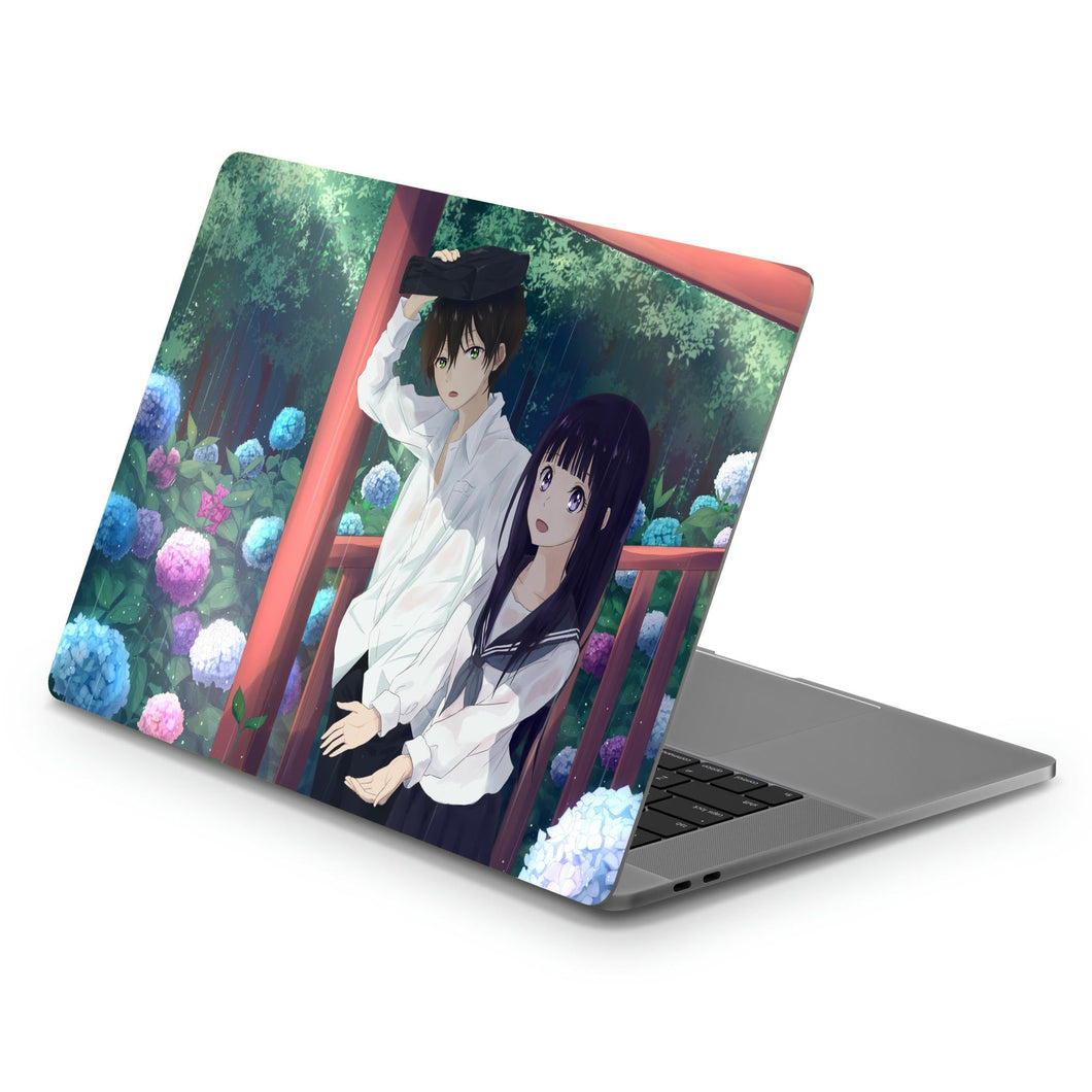 Eru Chitanda  And  Hōtarō Oreki in the rain  Macbook Skin