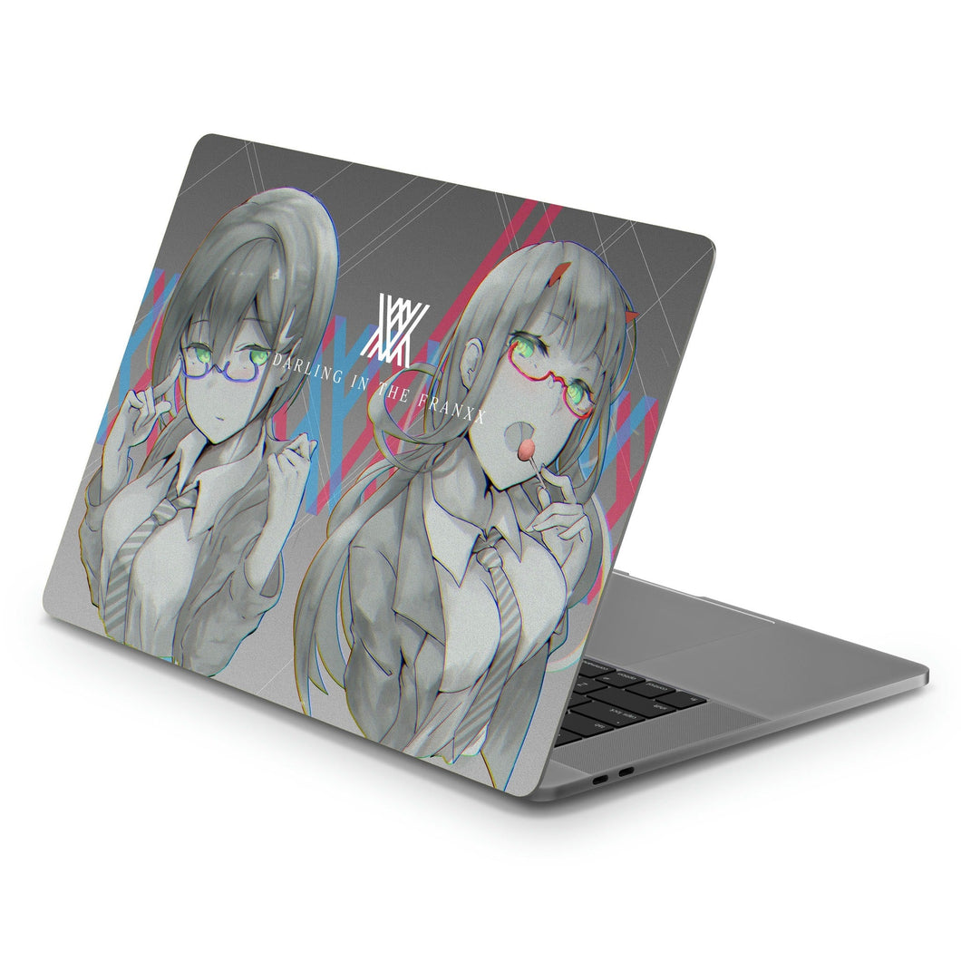 Ichigo, Zero Two  Macbook Skin
