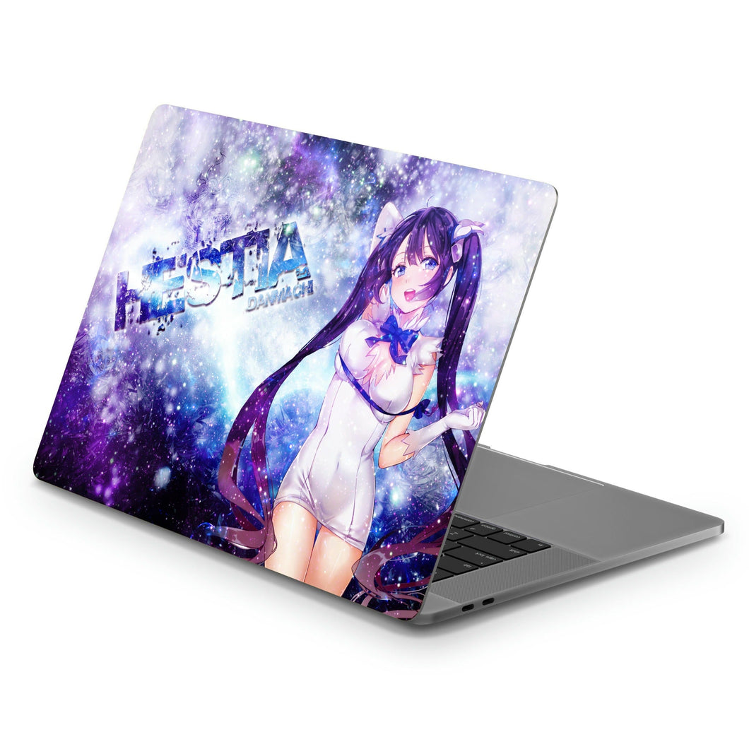 Is It Wrong to Try to Pick Up Girls in a Dungeon? Hestia  Macbook Skin