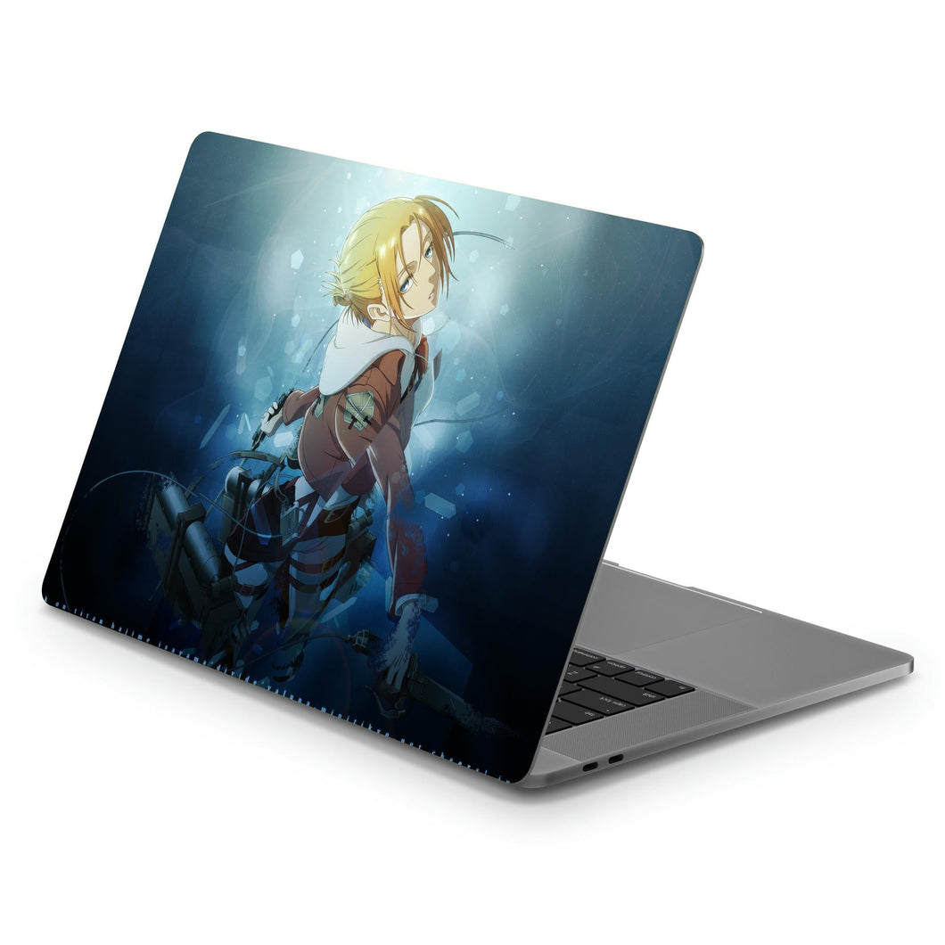 Shingeki no Kyojin - Annie Leonhardt  Macbook Skin
