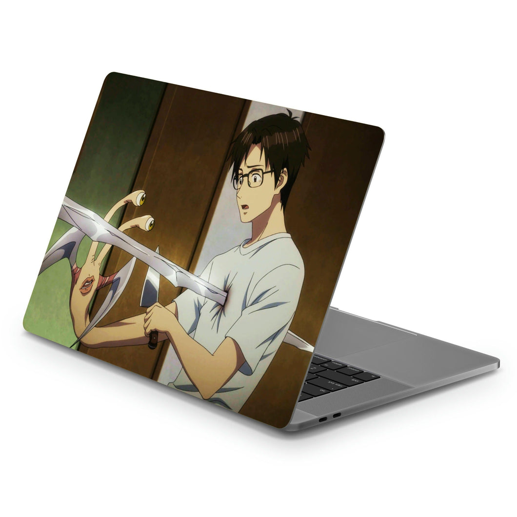 Shinich getting stabbed (Parasyte Macbook Skin