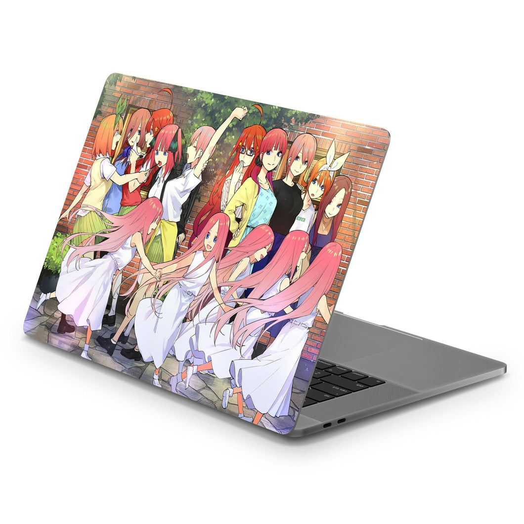The Quintessential Quintuplets Miku Nakano, Itsuki Nakano, Nino Nakano, Yotsuba Nakano, Ichika Nakano  Macbook Skin