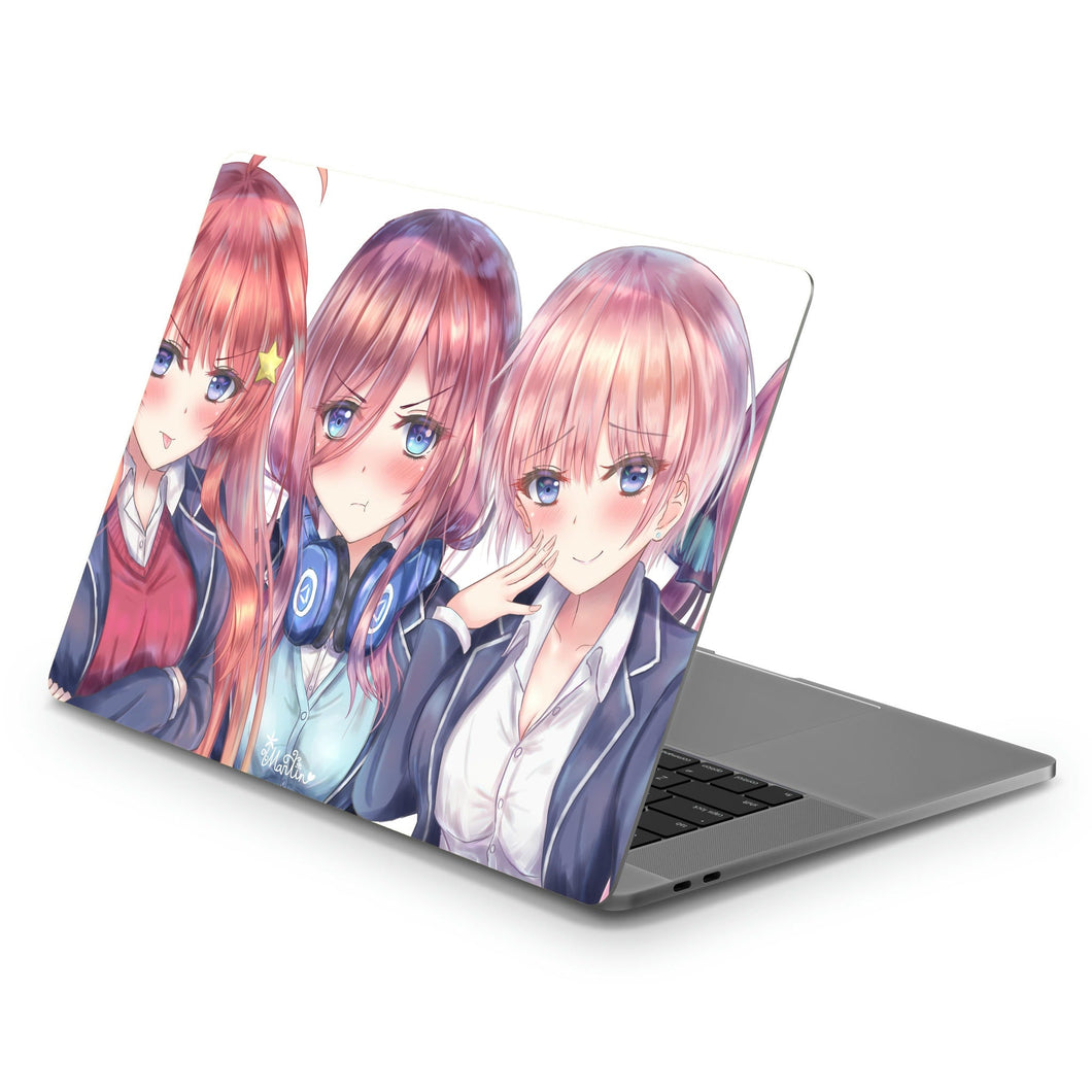 The Quintessential Quintuplets Miku Nakano, Itsuki Nakano, Nino Nakano, Yotsuba Nakano, Ichika Nakano  Macbook Skin