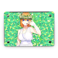 Load image into Gallery viewer, Yotsuba Nakano Macbook Skin
