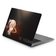 Load image into Gallery viewer, Yui Yuigahama  Macbook Skin

