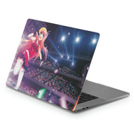 Yusa Nishimori Singing  Macbook Skin