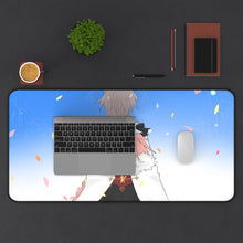 Load image into Gallery viewer, Fate/Apocrypha Sieg Mouse Pad (Desk Mat) With Laptop
