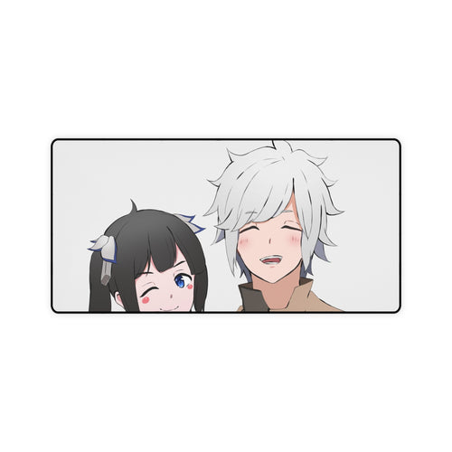 Is It Wrong to Try to Pick Up Girls in a Dungeon? Bell Cranel, Hestia Mouse Pad (Desk Mat)