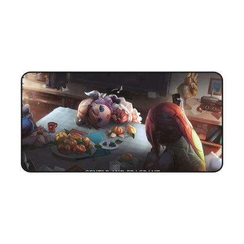 Gentle and Fragrant Mouse Pad (Desk Mat)