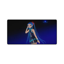 Load image into Gallery viewer, Miku Hatsune Blender MMD Mouse Pad (Desk Mat)

