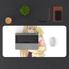 Load image into Gallery viewer, Bols&#39; Family Mouse Pad (Desk Mat) With Laptop
